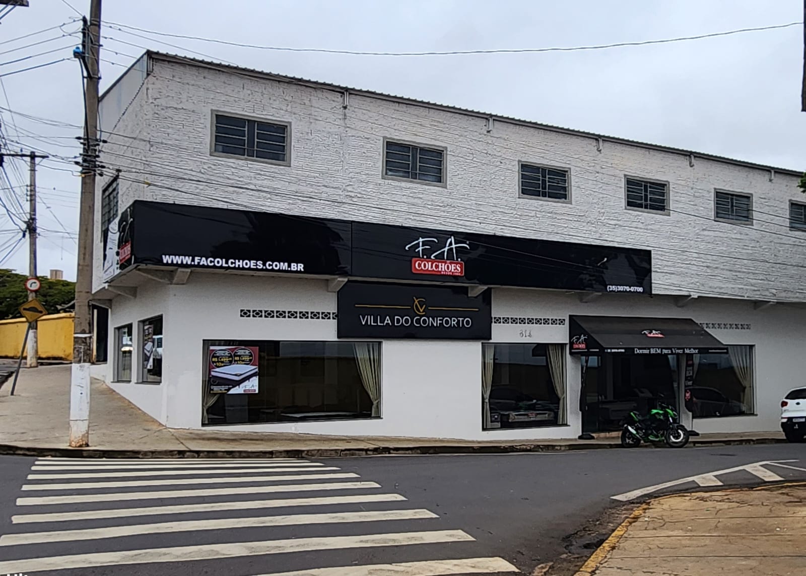 Store Image